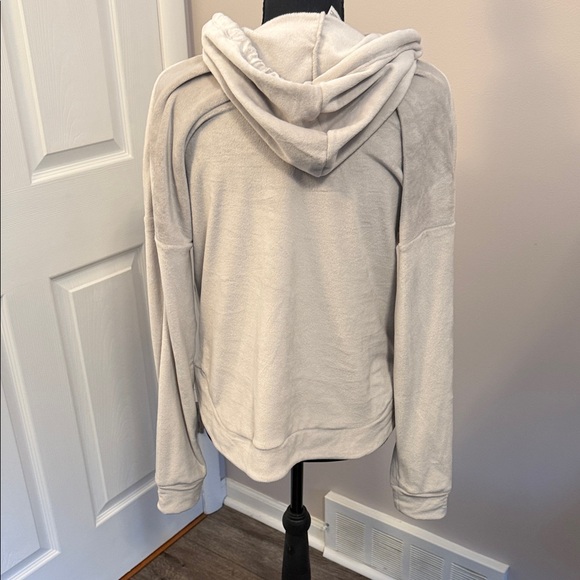 Michigan Women's Gray Hoodie Sweater - Picture 2 of 2